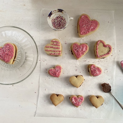 Pretty heart biscuits