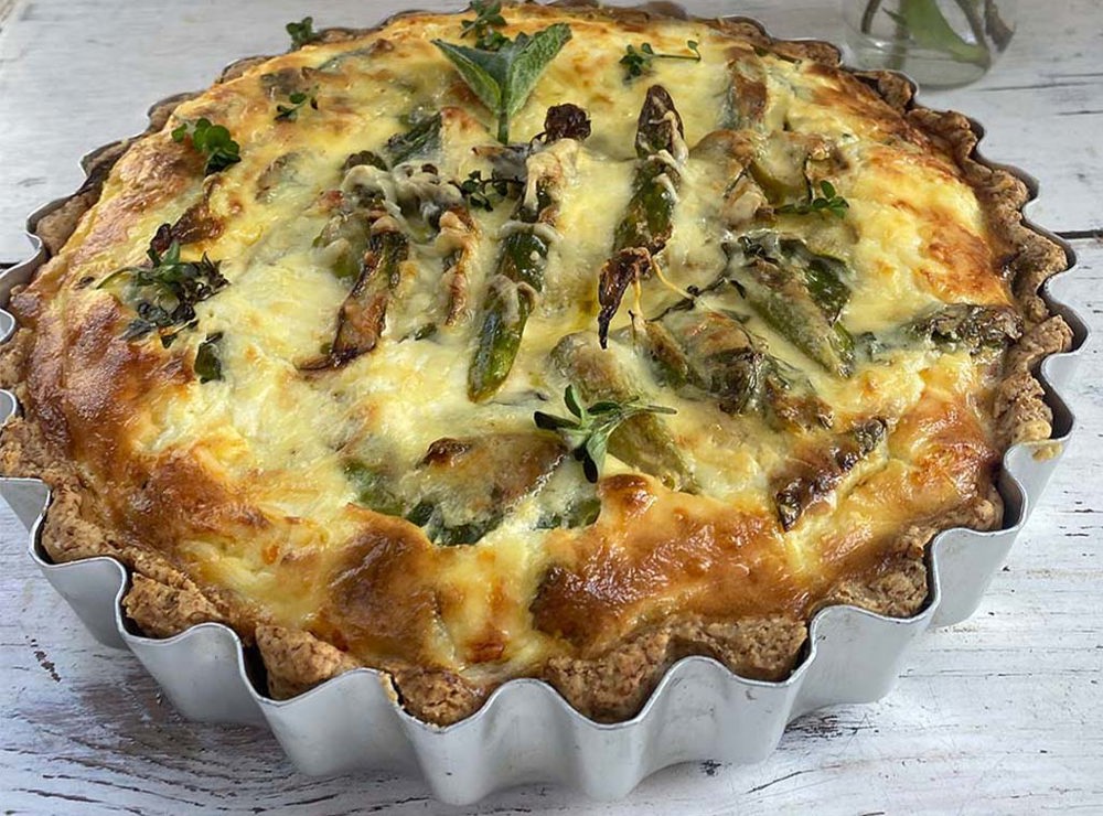 Chicken, garden vegetable and mint quiche